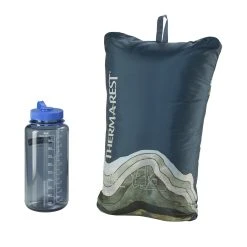 Therm-a-Rest Honcho Poncho -Osprey shop 11622 tr honchoponcho outerspace topo wave ssack rsz 77004.1676490456