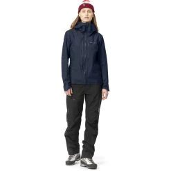 Norrona Falketind Gore-Tex Paclite Jacket - Women's 16 Norrona Falketind Gore-Tex Paclite Jacket - Women's -Osprey shop 1814 22 2295 model f rsz 94468.1674340134