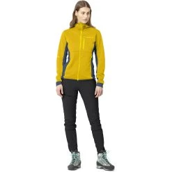 Norrona Falketind Warm2 Octa Hood - Women's -Osprey shop 1816 22 5010 model f 2 rsz 81964.1674343757