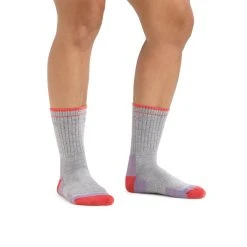 Darn Tough Hiker Coolmax Micro Crew Midweight Cushion - Women's -Osprey shop 1929 light gray model rsz 79930.1626822383