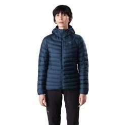 Arc'teryx Cerium LT Hoody - Women's 17 Arc'teryx Cerium LT Hoody - Women's -Osprey shop 26125 cerium lt hoody w timelapse front view f21 rsz 58499.1648766099
