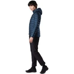 Arc'teryx Cerium LT Hoody - Women's 20 Arc'teryx Cerium LT Hoody - Women's -Osprey shop 26125 cerium lt hoody w timelapse full view f21 rsz 69783.1648766099