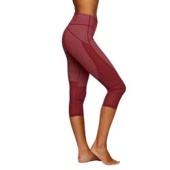 Kari Traa Isabelle Capri - Women's (Spring 2019) -Osprey shop 622199 isabelle capri port model 2 karitraa 90858.1676492107