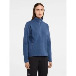 Arc'teryx Covert Cardigan - Women's (Fall 2022) -Osprey shop Covert Cardigan Moonlit Heather Women s Front View rsz 73999.1671039195.1280.1280 73650.1675361691