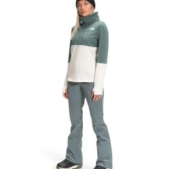 The North Face Tagen 1/4 Zip Fleece - Women's (Fall 2021) -Osprey shop NF0A5ADD 110 model34 rsz 05827.1635962134