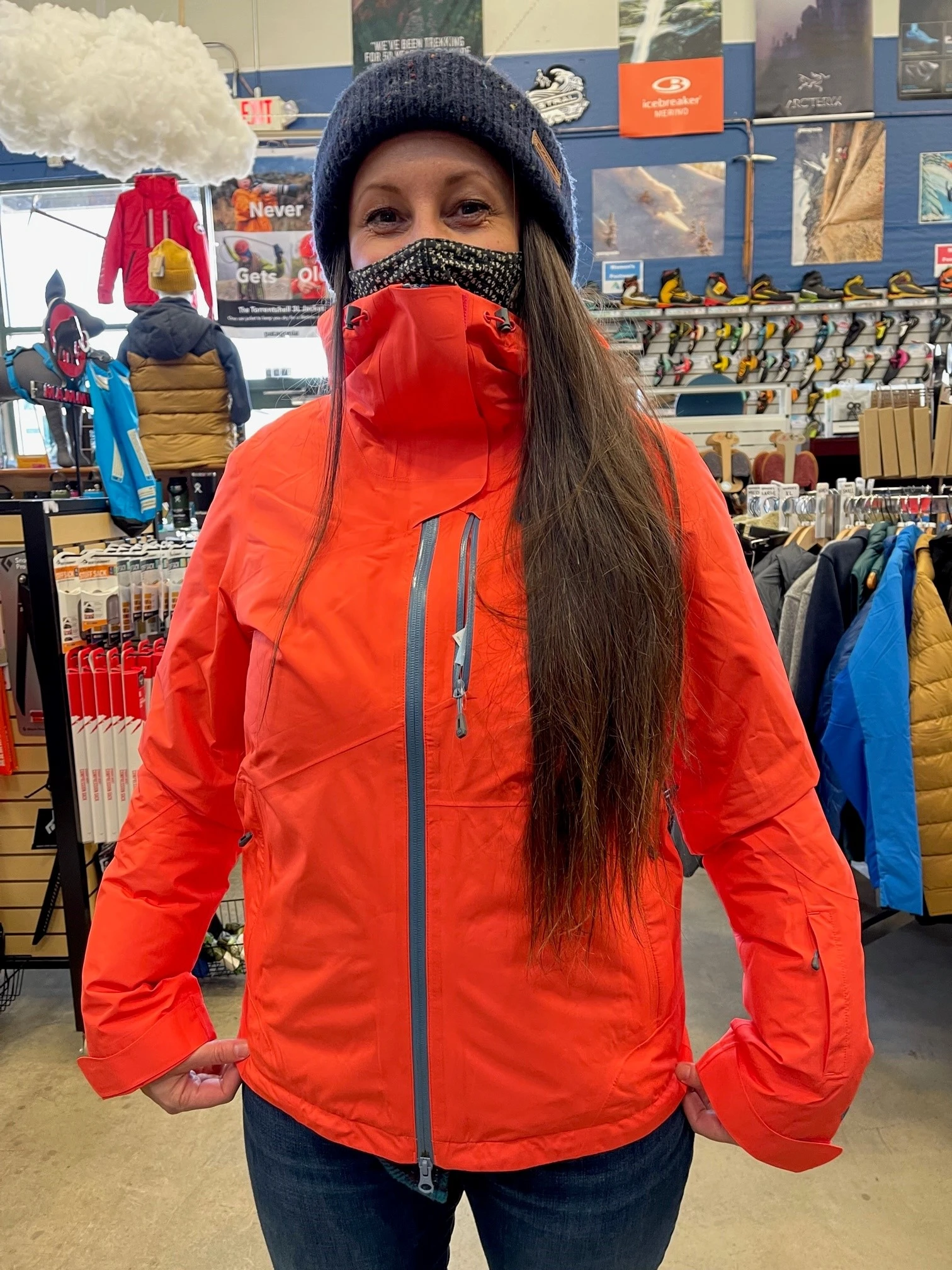 Outdoor Research Tungsten Jacket - Women's (Fall 2021) 3 Outdoor Research Tungsten Jacket - Women's (Fall 2021)