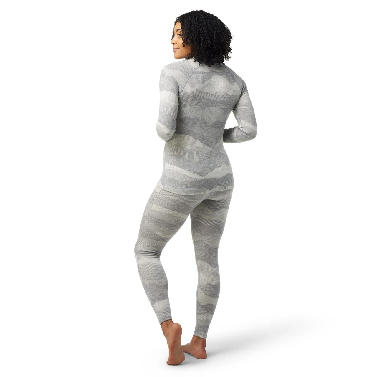 Smartwool Classic Thermal Merino Base Layer Pattern Crew Boxed - Women's 5 Smartwool Classic Thermal Merino Base Layer Pattern Crew Boxed - Women's - Image 3