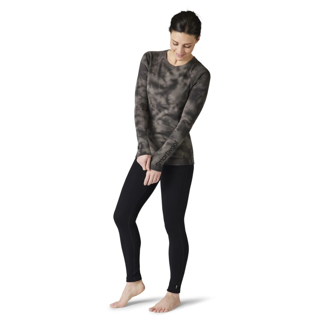 Smartwool Classic Thermal Plant-Based Dye Merino Base Layer Logo Crew - Women's 7 Smartwool Classic Thermal Plant-Based Dye Merino Base Layer Logo Crew - Women's - Image 5
