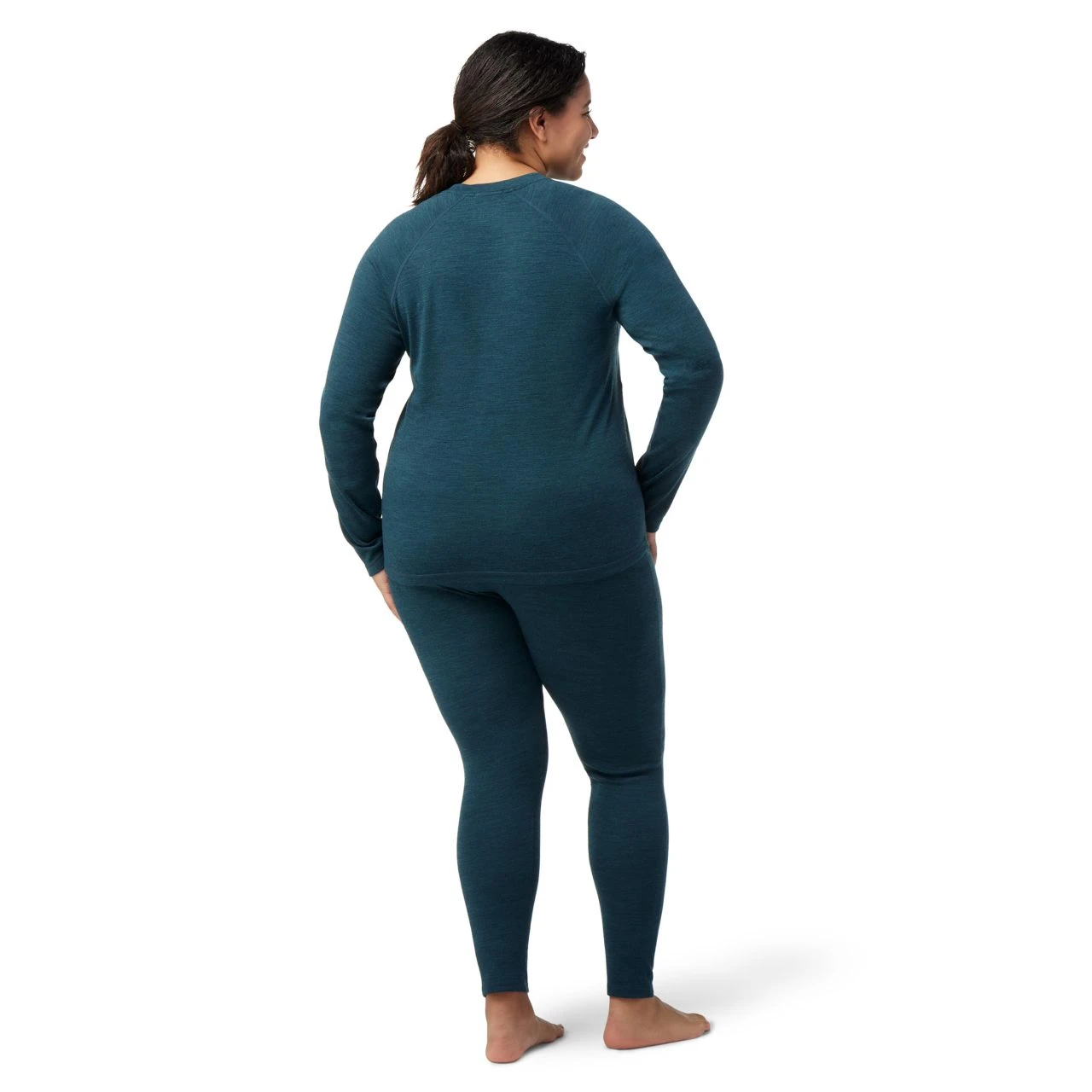 Smartwool Classic Thermal Merino Base Layer Crew Plus - Women's 5 Smartwool Classic Thermal Merino Base Layer Crew Plus - Women's - Image 3