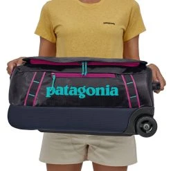 Patagonia Black Hole Wheeled Duffel 40L -Osprey shop WBF22 49378 PIBL MW2 rsz 79255.1676337769