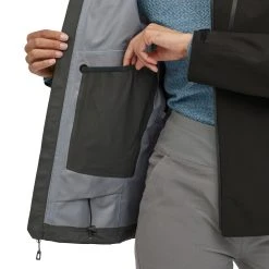 Patagonia Triolet Jacket - Women's -Osprey shop WBS21 83407 BLK BJPKT rsz 65402.1673467580