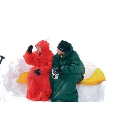 Hilleberg Bivanorak -Osprey shop bivanorakgrnrd windbreak bohilleberg 1 69177.1626822302