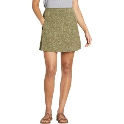 Sherpa Neha Skort - Women's (Spring 2022) -Osprey shop neha skort evergreen model front rsz 00334.1664924624