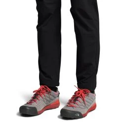 The North Face Summit L1 VRT Synthetic Climb Pant - Women's (Spring 2022) -Osprey shop nf0a4ala jk3 modelclose4 rsz 86063.1671139102