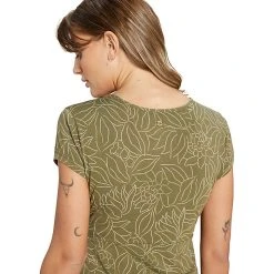 Sherpa Padma Wrap Dress - Women's (Spring 2022) -Osprey shop padma wrap dress evergreen model back 12968.1664924748