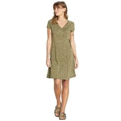 Sherpa Padma Wrap Dress - Women's (Spring 2022) -Osprey shop padma wrap dress evergreen model front full view 29233.1664924748