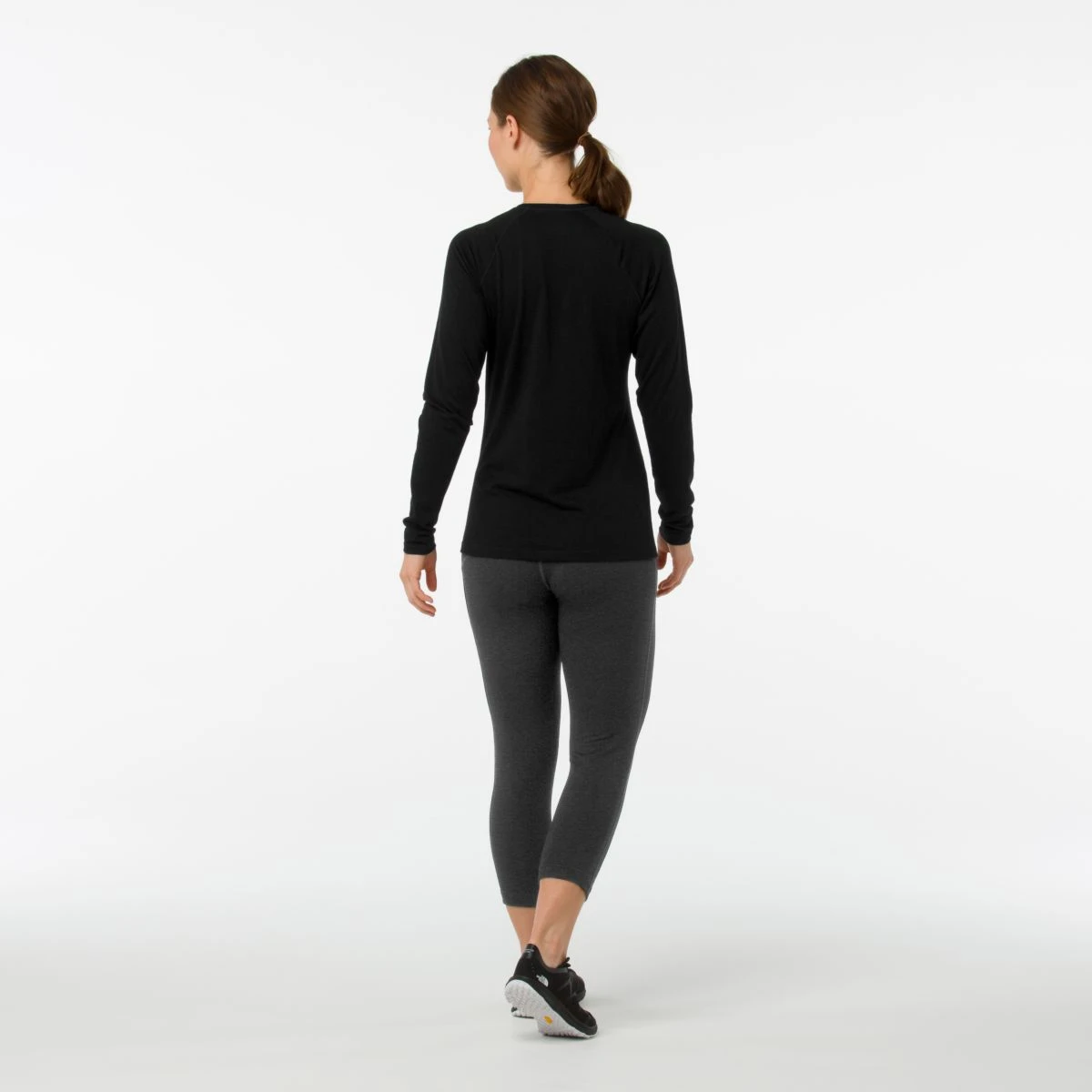 Smartwool Classic All-Season Merino Base Layer Long Sleeve - Women's (Fall 2022) 12 Smartwool Classic All-Season Merino Base Layer Long Sleeve - Women's (Fall 2022) - Image 10